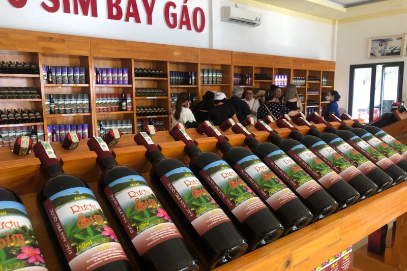 Déguster du vin Sim à Phu Quoc