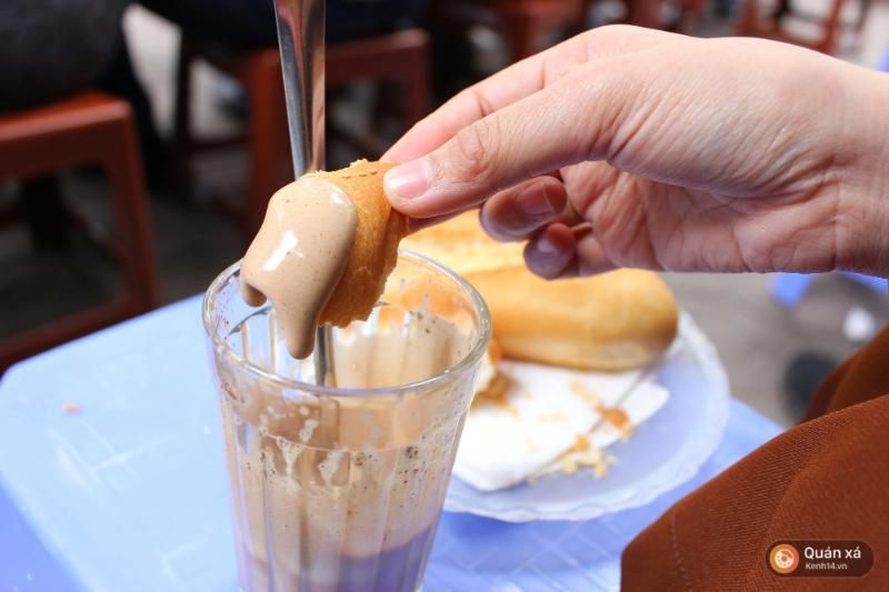 banh mi vietnam con latte condensato