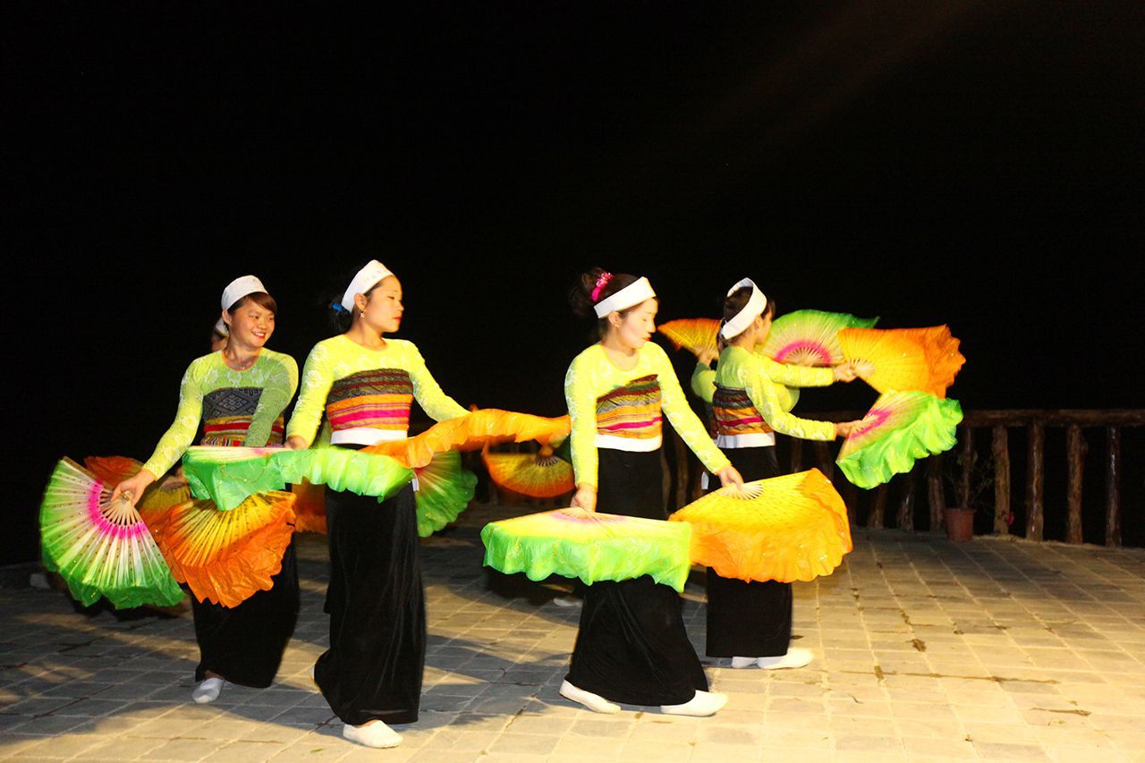 Danza dei Thai a Mai Chau (Fonte: Mai Chau Hideaway Lake Resort)