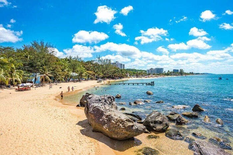 godersi il tempo sulle spiagge di phu quoc