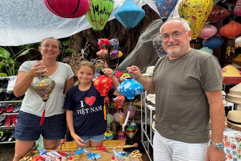 circuit vietnam petit groupe et faire des lanternes à hoian