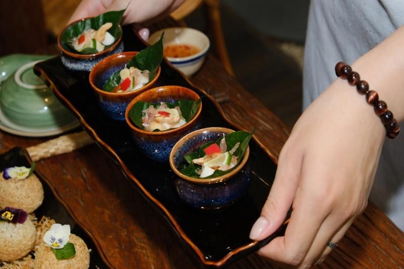 du yên vegetarian est un des examples pour les restaurants saigon