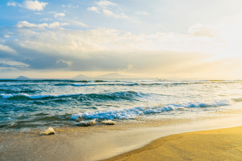 plage de cua dai (source-canva)