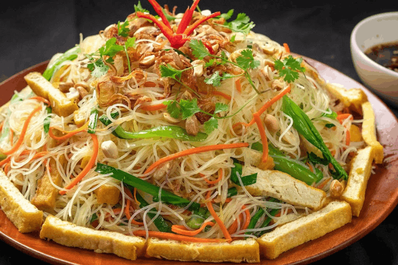 Tagliatelle di riso saltate