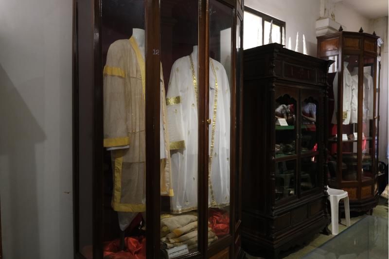costumi reali negli spazi museali (fonte: Hieu Tuyen)
