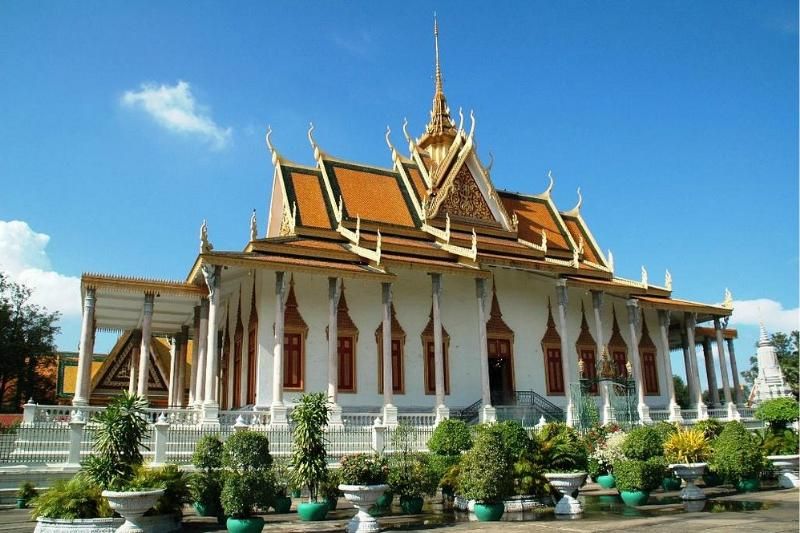 la Pagoda d’Argento (fonte: Jochen M)