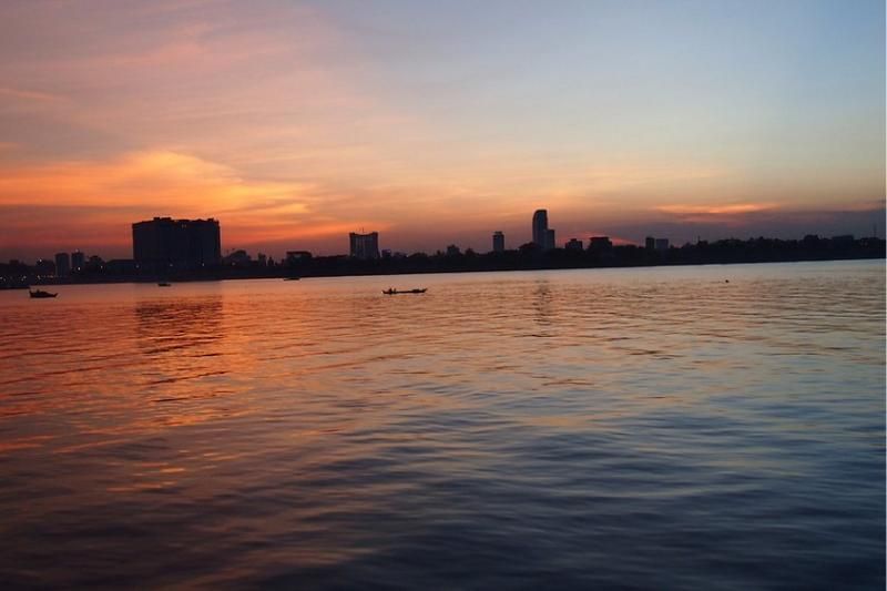 il tramonto a Sisowath Quay (fonte: Jocosa)