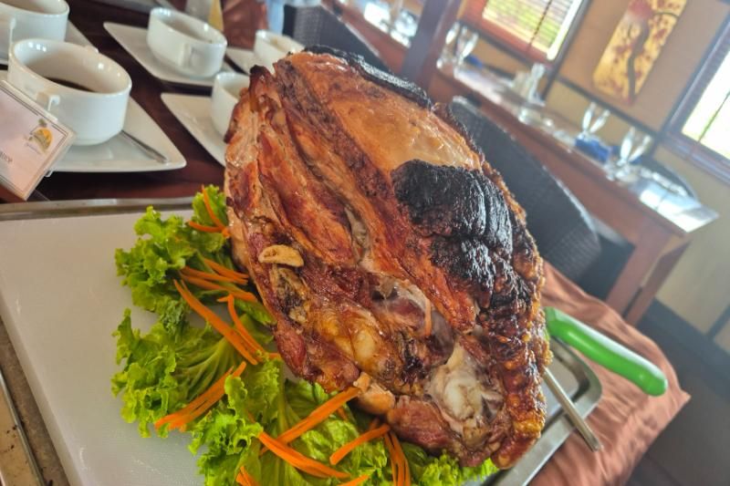 I pasti sulla crociera sono deliziosi e vari (Fonte: Aucourvietnam)